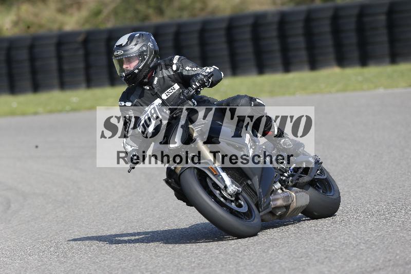 /45 10.08.2025 Plüss Moto Sport ADR/Einsteiger/509